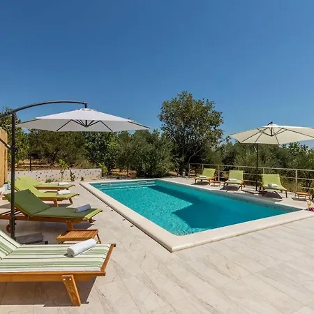 Bucije With Private Pool Villa Kaštela